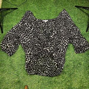 Women's Jennifer Lopez plus size black and white lightweight animal print blouse